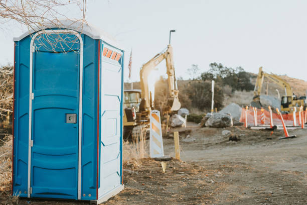 Best Portable bathroom rental  in Clintwood, VA